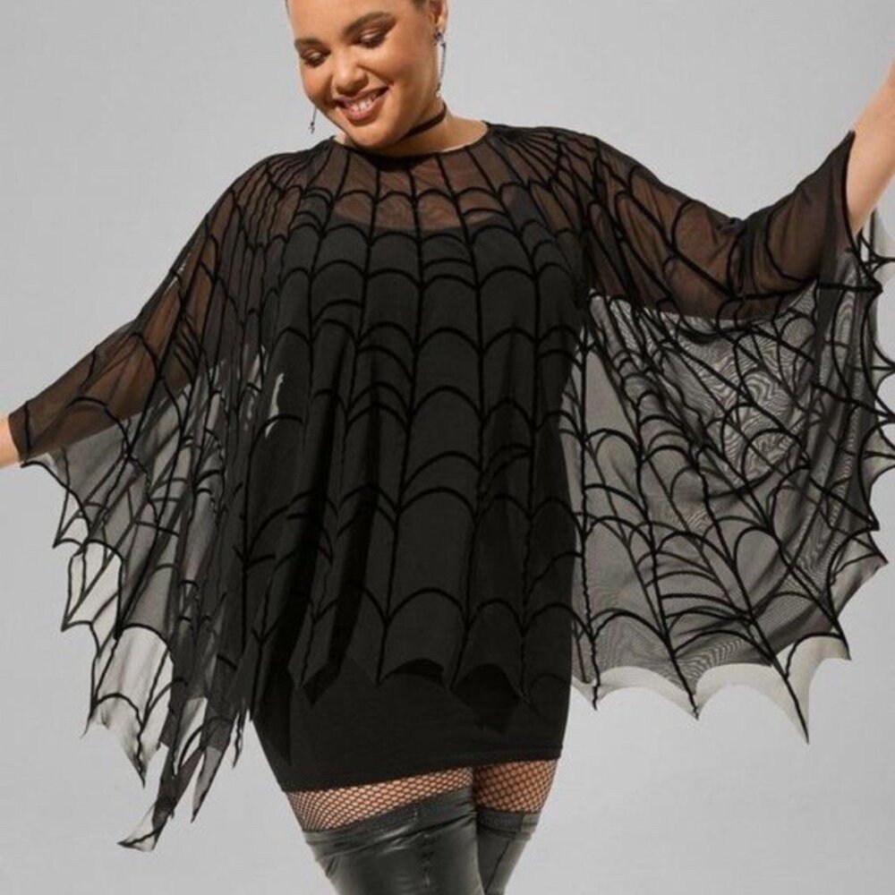 Torrid 1X 2X Halloween Spider Web Mesh Plus Poncho Capelet 14/16/18/20 NEW
